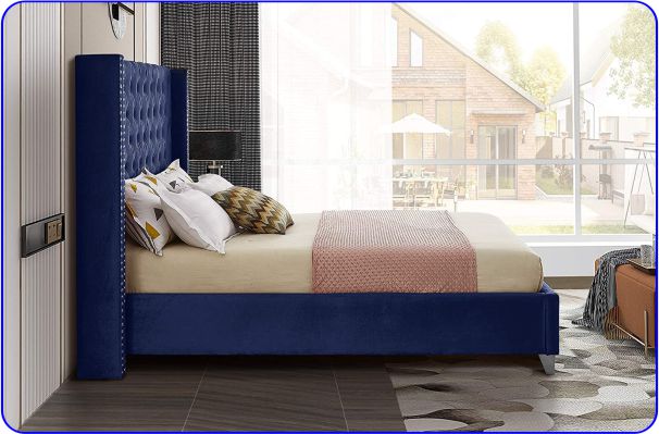 Meridian Furniture AidenNavy king bed frame